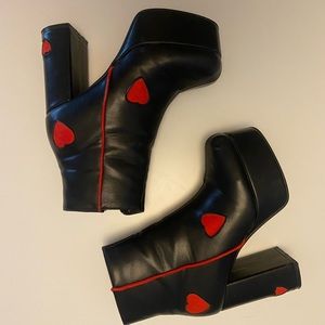 Lamoda heart boots